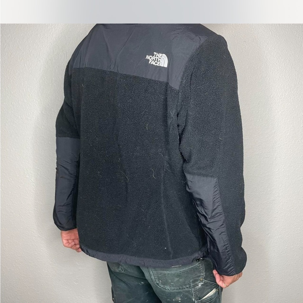 The North Face Men's Black Performance Jacket